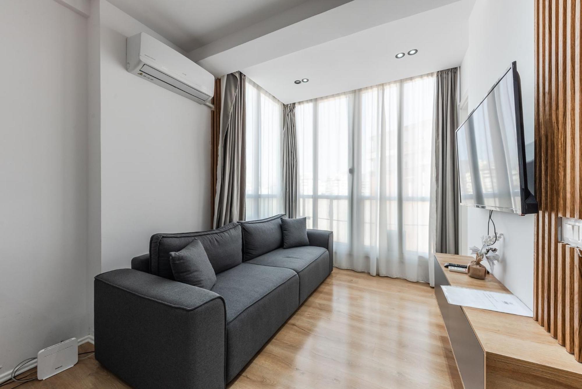 Atelier Apartments By Kondo Stays Tirana Esterno foto